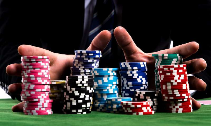 Online Poker Gambling