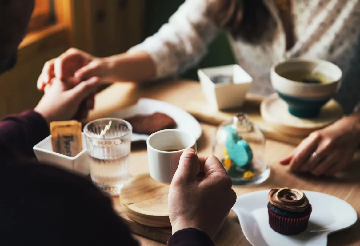 Reasons to Not To Say “I Love You” First